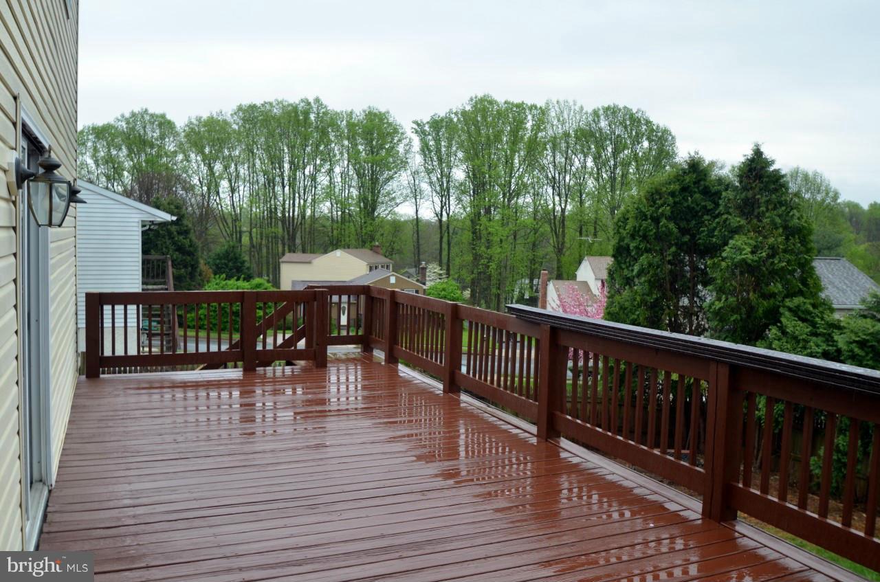 3203 Northwind Road Baltimore, MD 21234 - Photo 3 of 29 Deck runs length of house