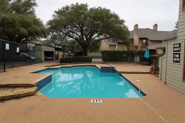 $1,700 | 9254 Forest Lane, Unit 304, Dallas, TX 75243