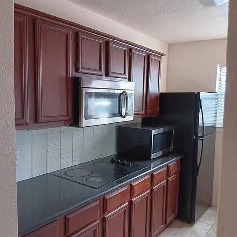 $1,700 | 9254 Forest Lane, Unit 304, Dallas, TX 75243