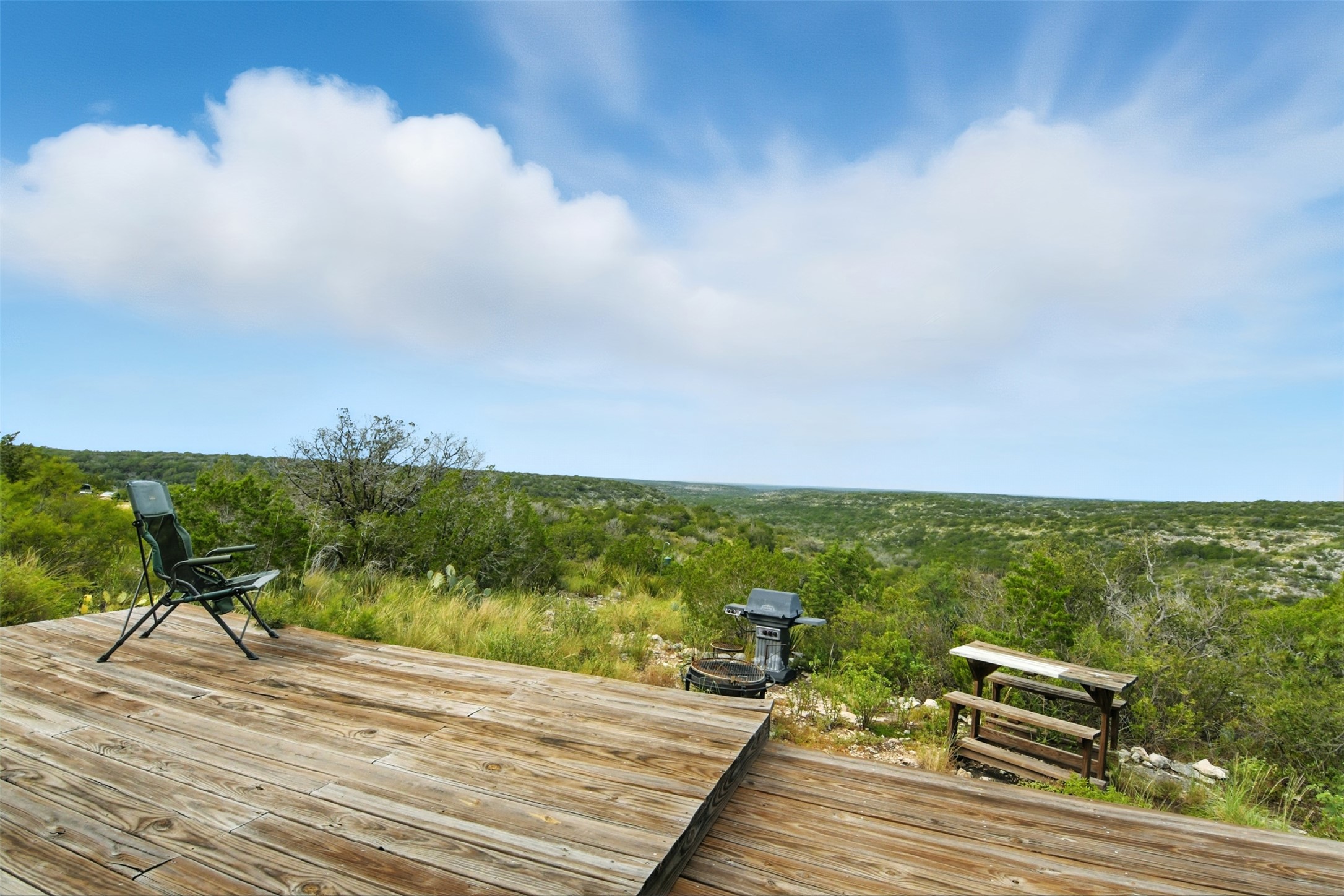 1922 SD 65071 Del Rio, TX 78840 - Photo 7 of 40 a view of a terrace with outdoor space