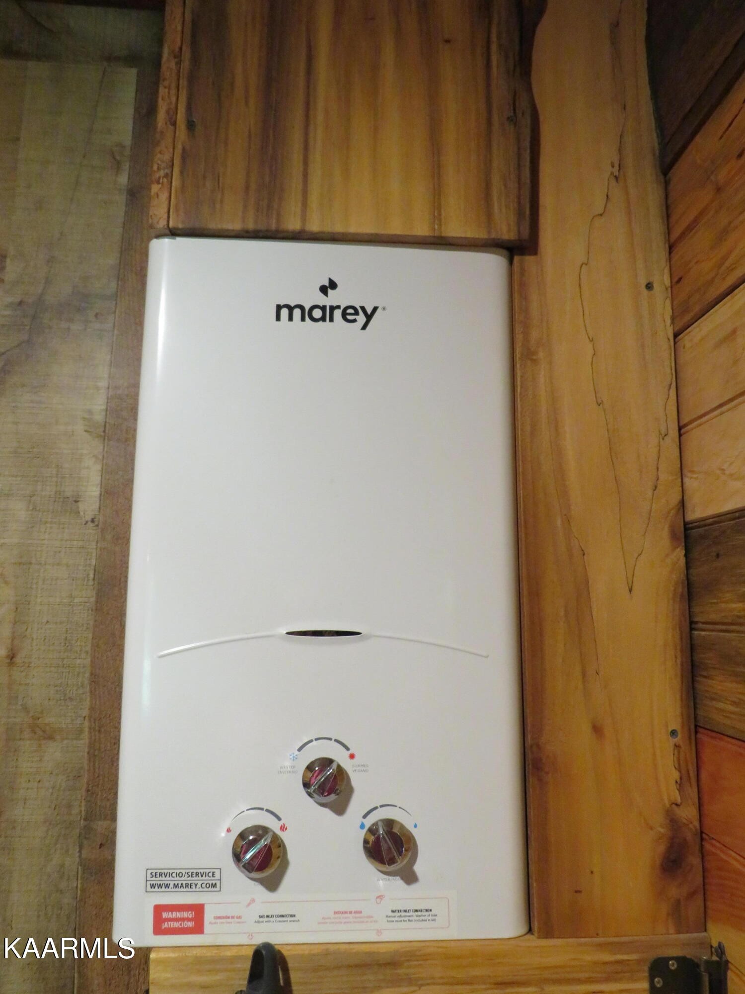 266 Ross Williams Road Lancing, TN 37770 - Photo 14 of 39 a close up of a wall