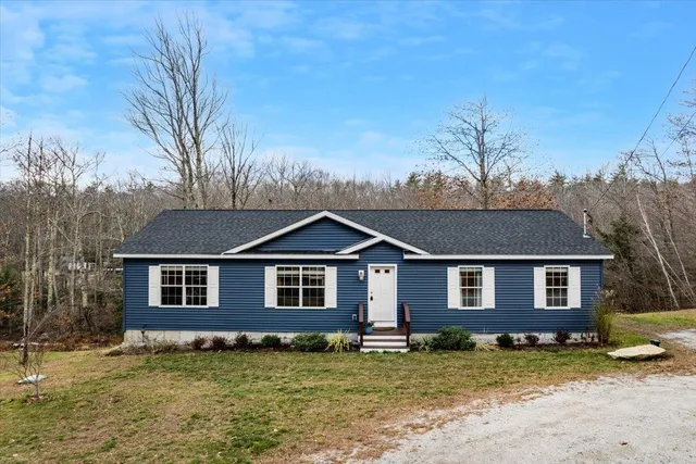 $565,000 | 264 Birch Hill Road, New Durham, NH 03855