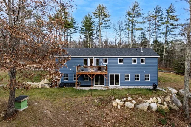 $565,000 | 264 Birch Hill Road, New Durham, NH 03855