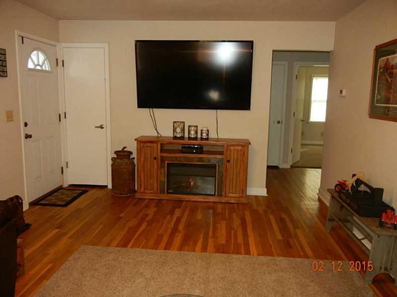 1467 Ridgeway Drive Springfield, OH 45506 - Photo 4 of 25