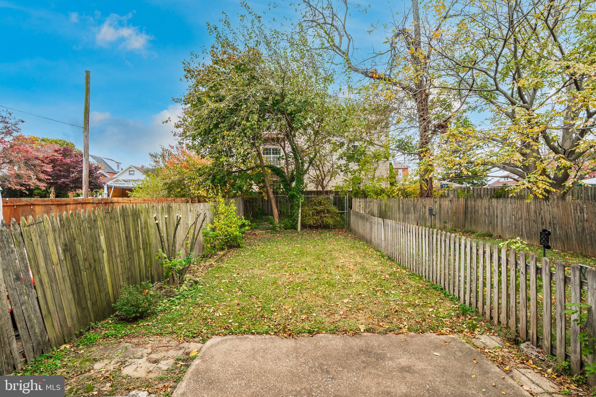 422 Hickory Street Bethlehem, PA 18017 - Photo 28 of 40 a view of a pathway of a wrought fence
