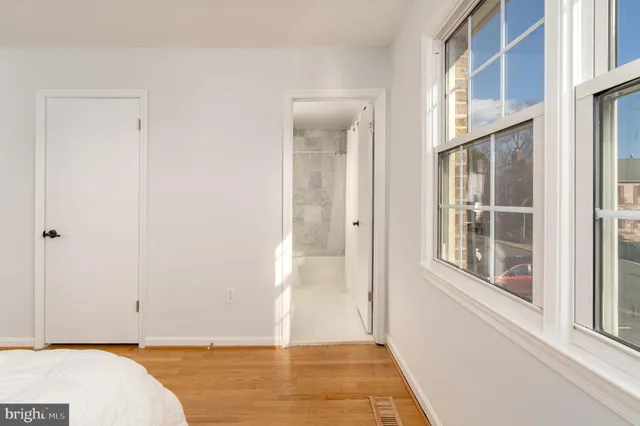 $934,500 | 7414 Eldorado Street, McLean, VA 22102