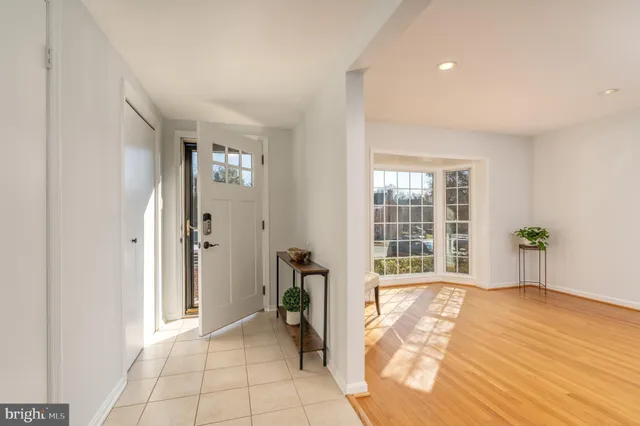 $934,500 | 7414 Eldorado Street, McLean, VA 22102