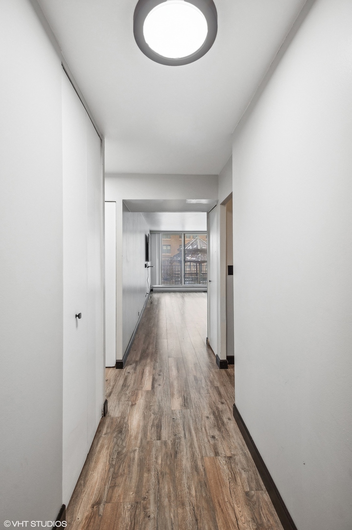 6033 North Sheridan Road, Unit 4M Chicago, IL 60660 - Photo 7 of 15 Gallery Image 7