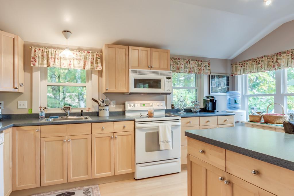 46 Aquila Road Raymond, ME 04071 - Photo 3 of 35 Photo