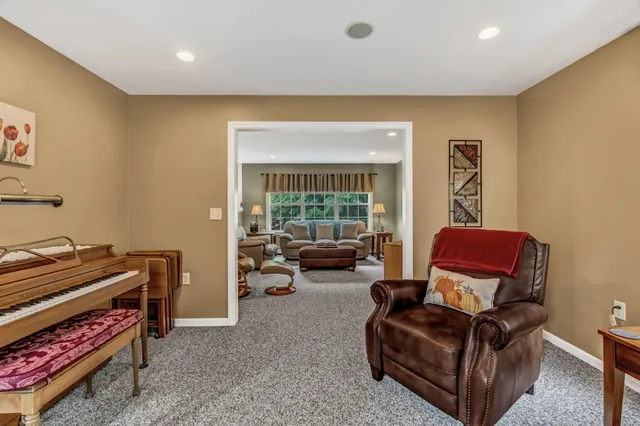 $625,000 | 7 Beech Ridge Drive, Hermon, ME 04401