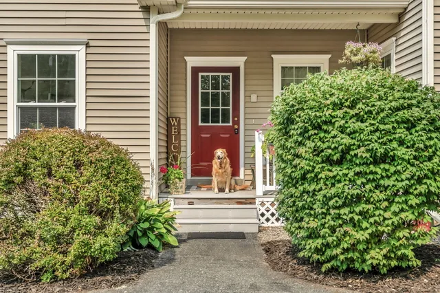 $625,000 | 7 Beech Ridge Drive, Hermon, ME 04401