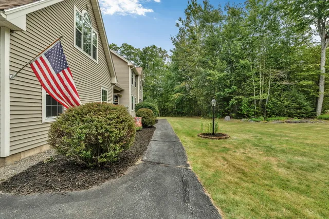 $625,000 | 7 Beech Ridge Drive, Hermon, ME 04401