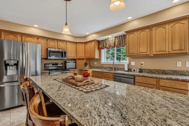 $625,000 | 7 Beech Ridge Drive, Hermon, ME 04401