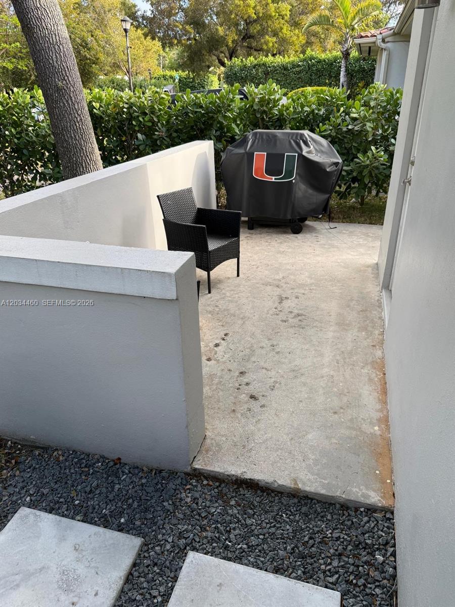 400 Miller Road, Unit 1 Coral Gables, FL 33146 - Photo 3 of 17 Photo 3