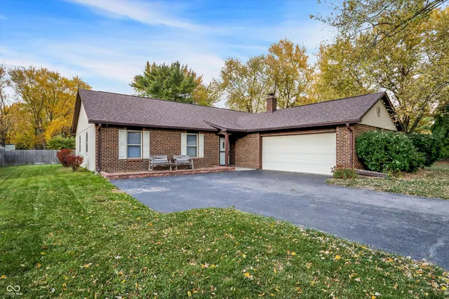 $295,000 | 8714 Flintlock Court, Indianapolis, IN 46256
