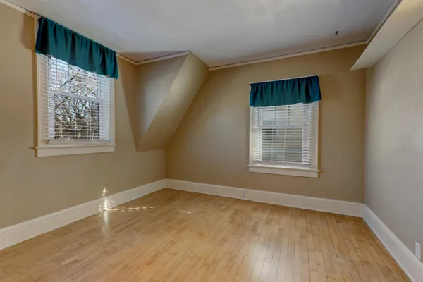 $357,700 | 821 West Prospect Avenue, Appleton, WI 54914