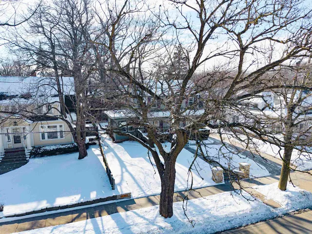 $357,700 | 821 West Prospect Avenue, Appleton, WI 54914