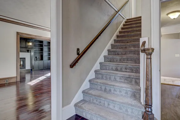 $357,700 | 821 West Prospect Avenue, Appleton, WI 54914