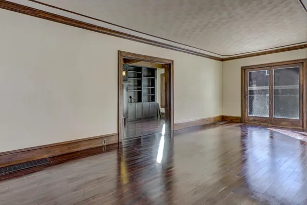 $357,700 | 821 West Prospect Avenue, Appleton, WI 54914