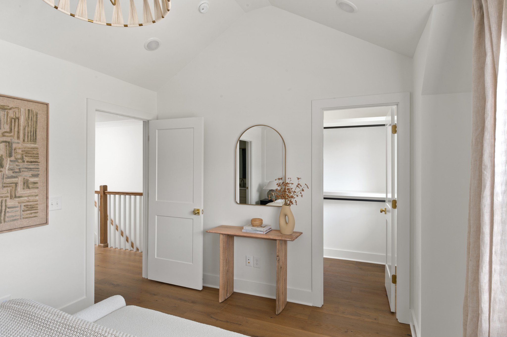 504 Edwin Street Nashville, TN 37207 - Photo 23 of 49 a view of living room with washer and dryer