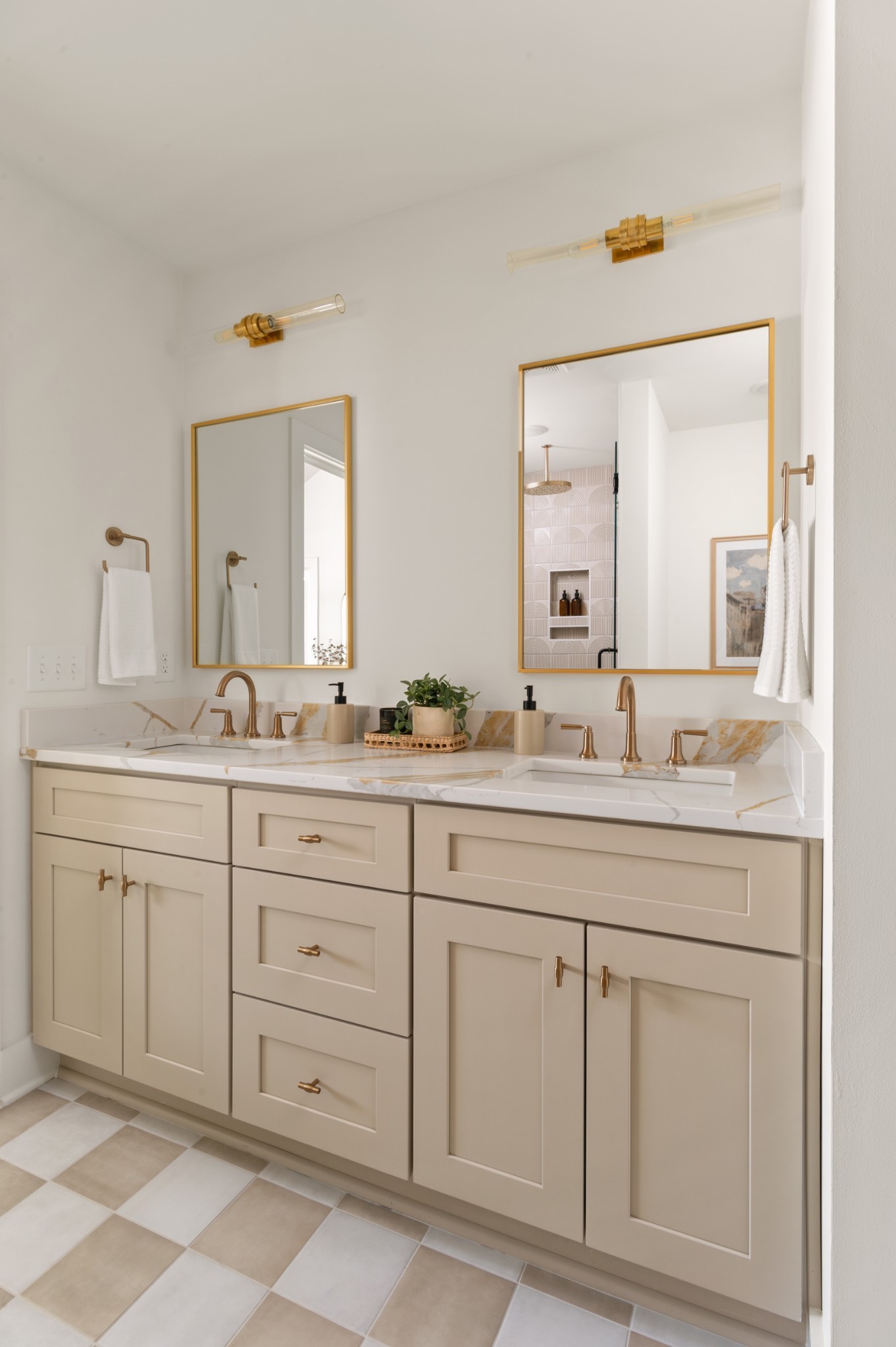 504 Edwin Street Nashville, TN 37207 - Photo 28 of 49 a bathroom with a sink and a mirror