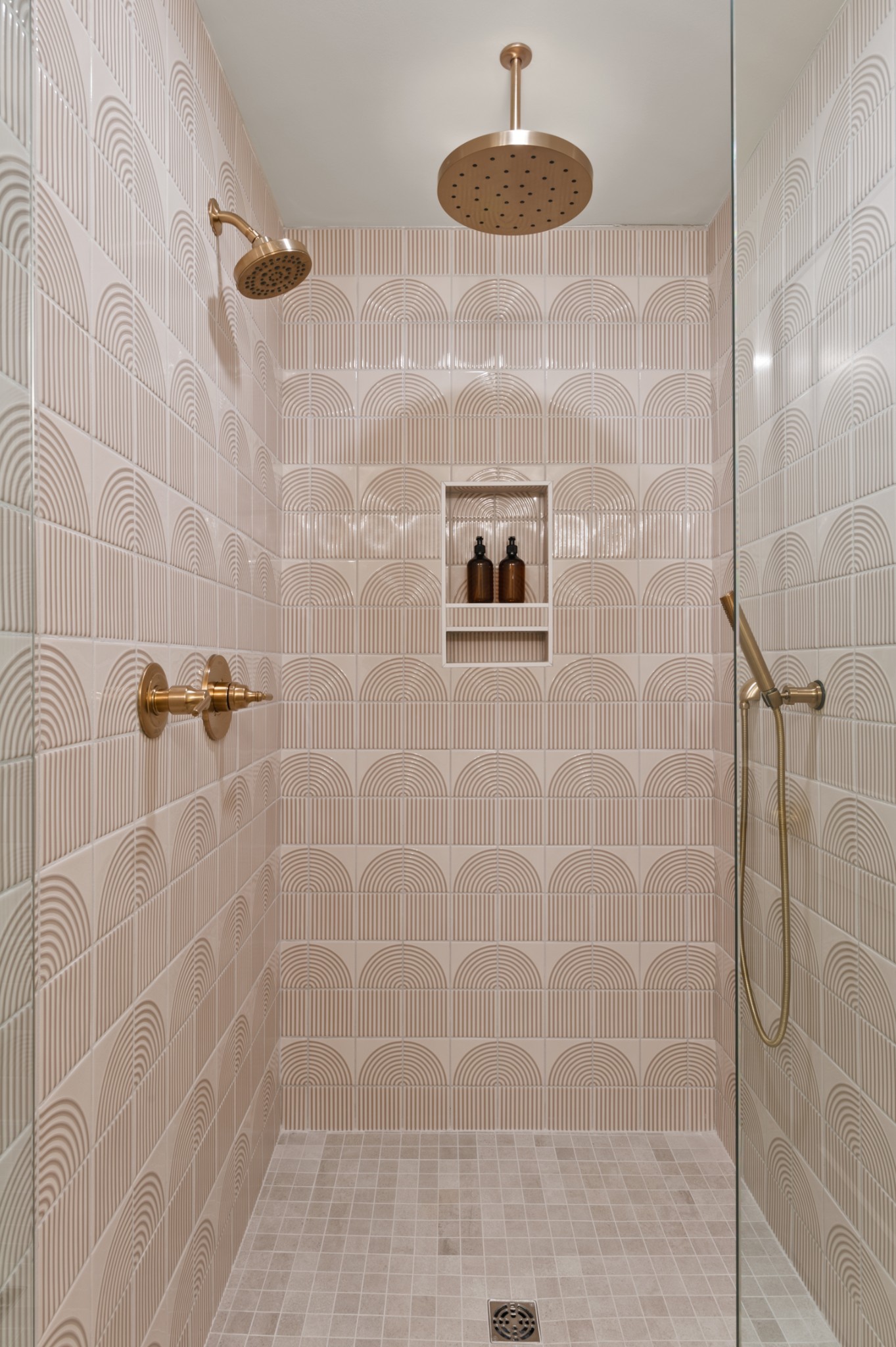 504 Edwin Street Nashville, TN 37207 - Photo 29 of 49 a bathroom with a shower