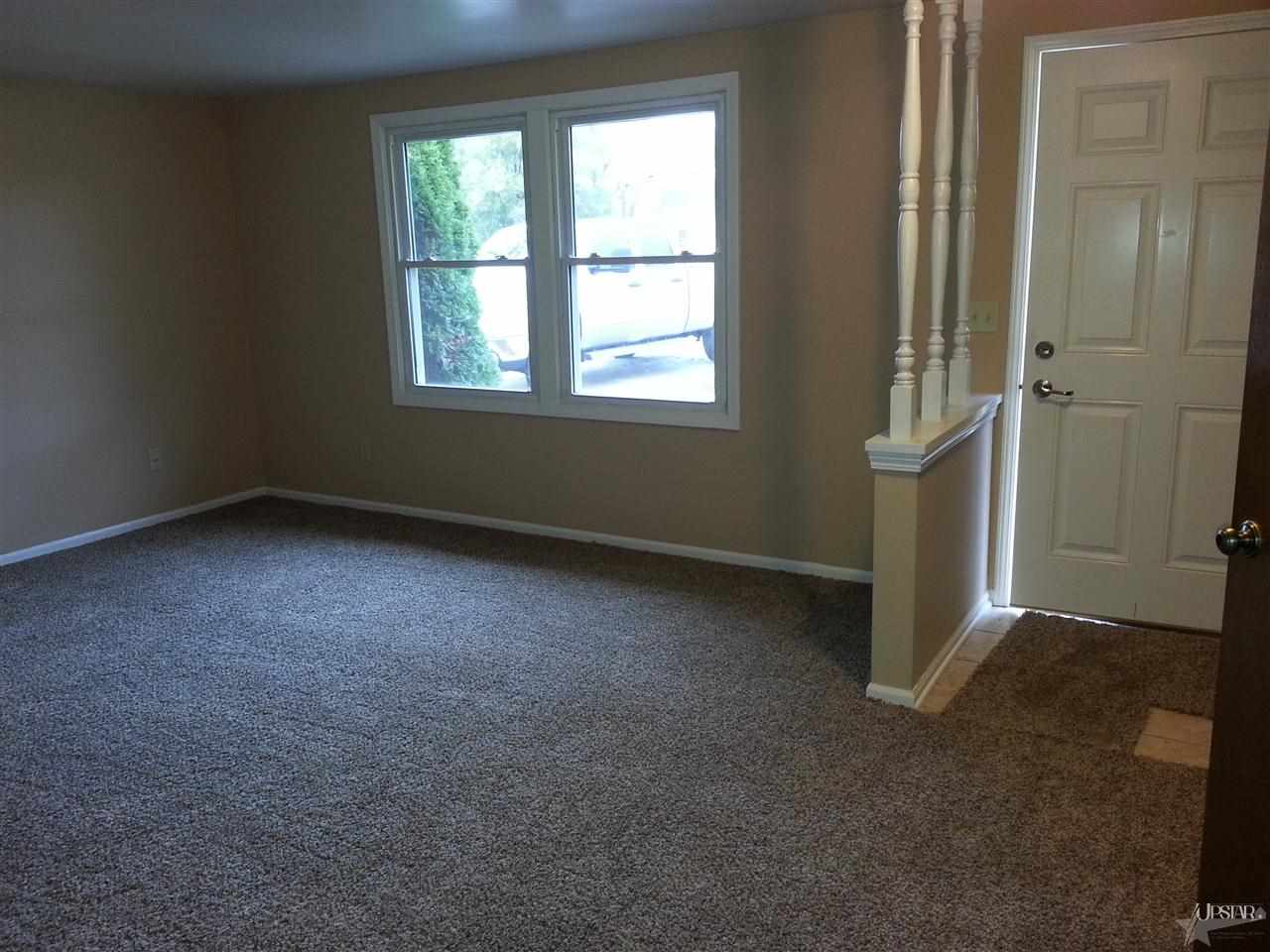 5007 Ridgelane Drive Fort Wayne, IN 46804 - Photo 2 of 10 Gallery Image 2