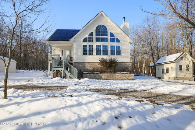 $485,000 | 81 Blairwood Lane, Albrightsville, PA 18210