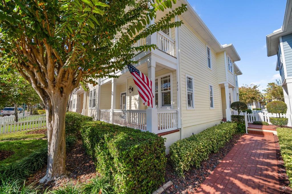 270 2nd Avenue Southwest Largo, FL 33770 - Photo 4 of 67 a front view of a house with garden