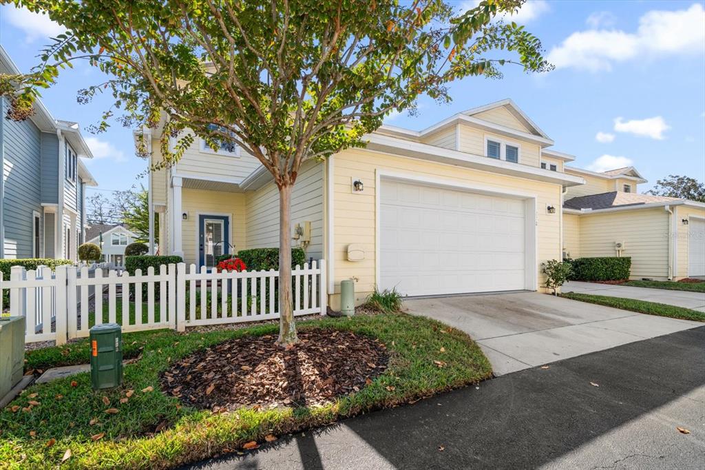 270 2nd Avenue Southwest Largo, FL 33770 - Photo 58 of 67 a front view of a house with garden