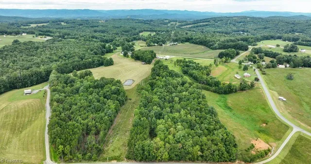 $220,000 | 733 Slate Mountain Road, Mount Airy, NC 27030