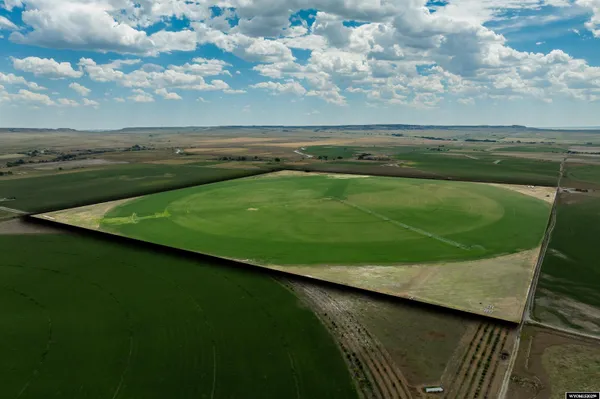 $690,000 | County Road, L, NE 69352