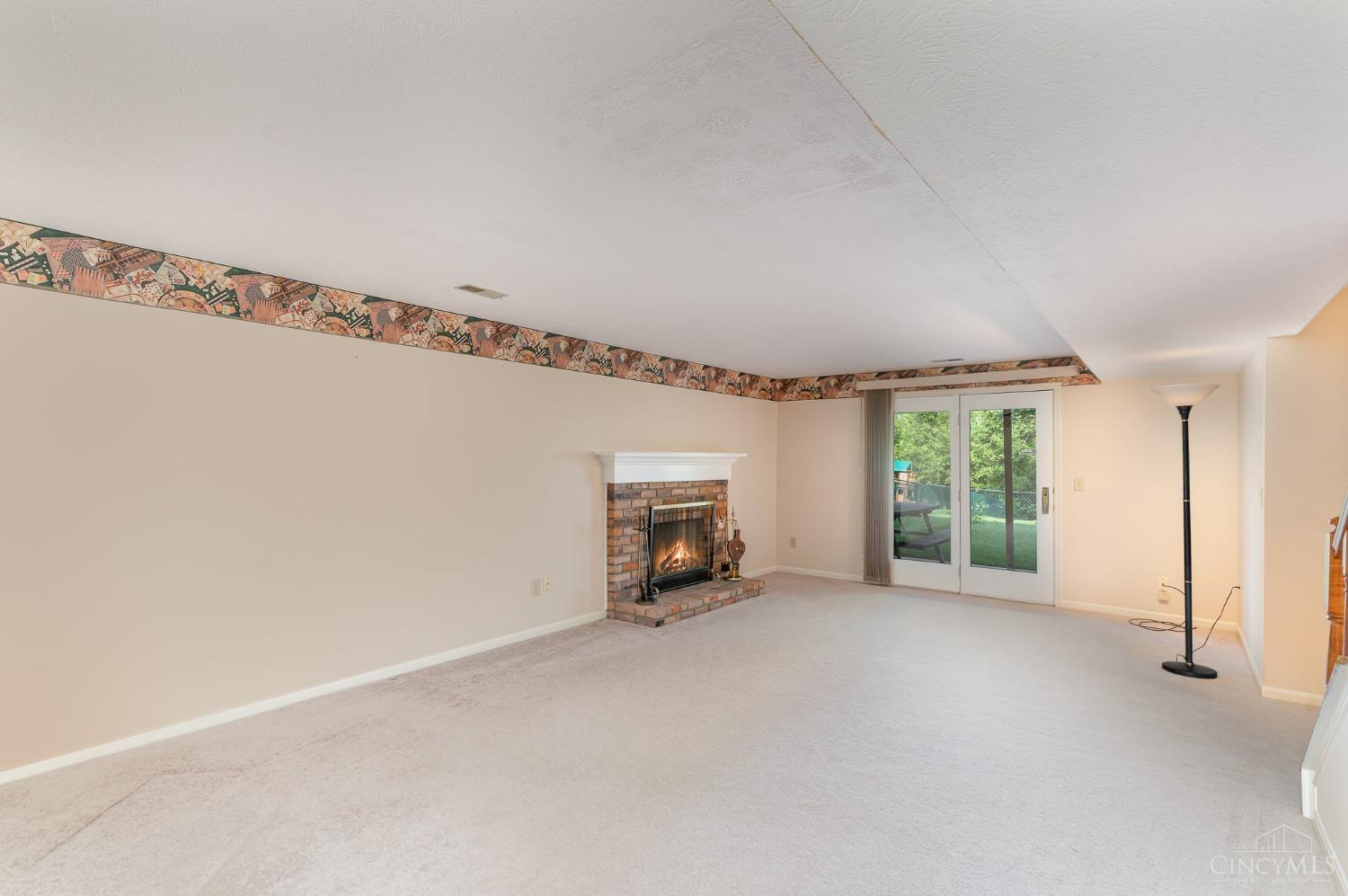 1277 Anderson Ferry Road Cincinnati, OH 45238 - Photo 17 of 22