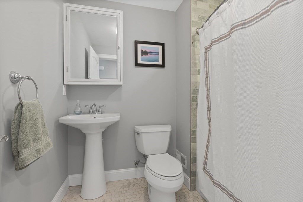 25 Eldorado Road Chelmsford, MA 01824 - Photo 30 of 42