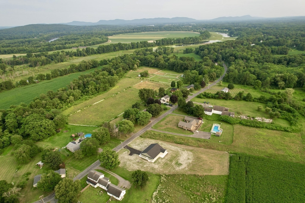 2 Cronin Hill Road Hatfield, MA 01038 - Photo 13 of 41