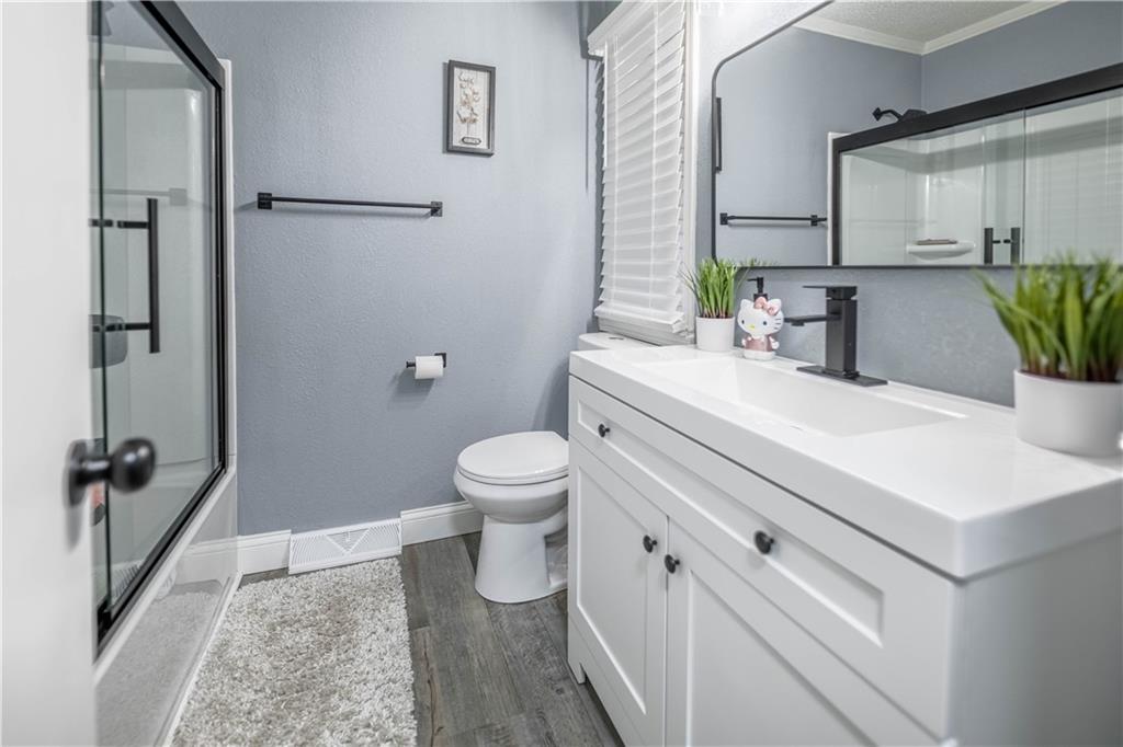 10105 East 35th Street South Independence, MO 64052 - Photo 22 of 34