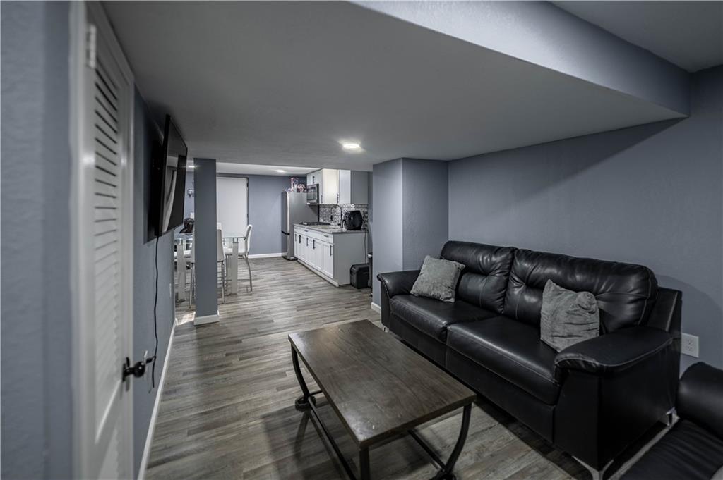 10105 East 35th Street South Independence, MO 64052 - Photo 28 of 34