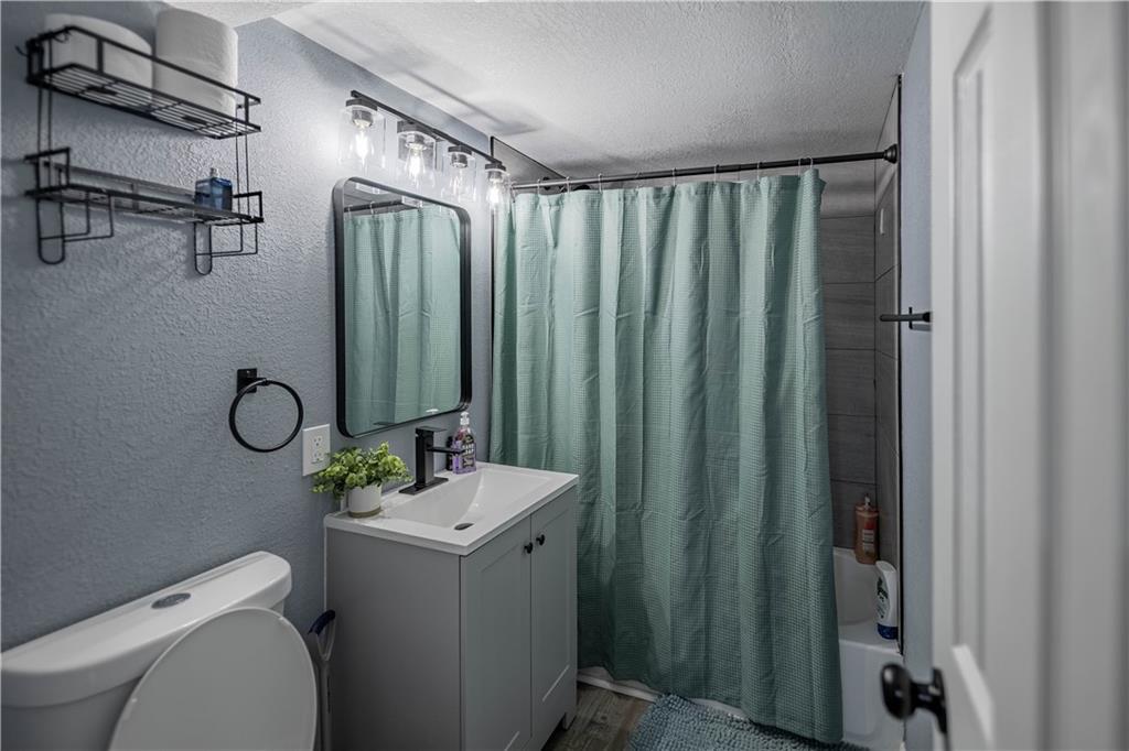 10105 East 35th Street South Independence, MO 64052 - Photo 32 of 34