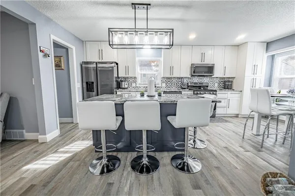 $375,000 | 10105 East 35th Street South, Independence, MO 64052