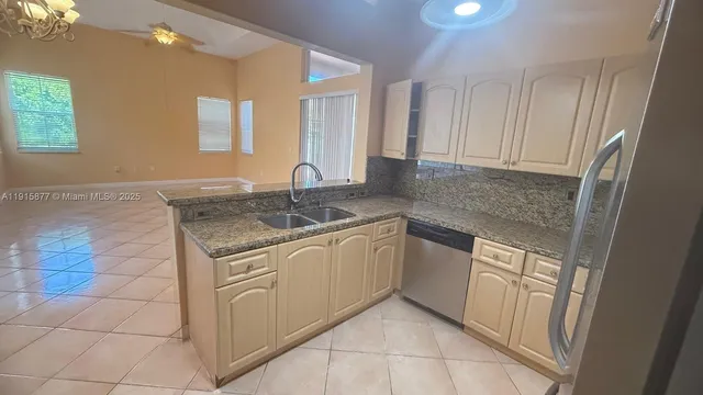 $3,700 | 3654 Southwest 162nd Avenue, Miramar, FL 33027