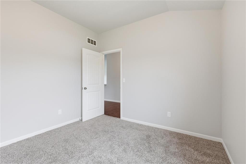 17175 South Kill Creek Road Gardner, KS 66030 - Photo 20 of 34