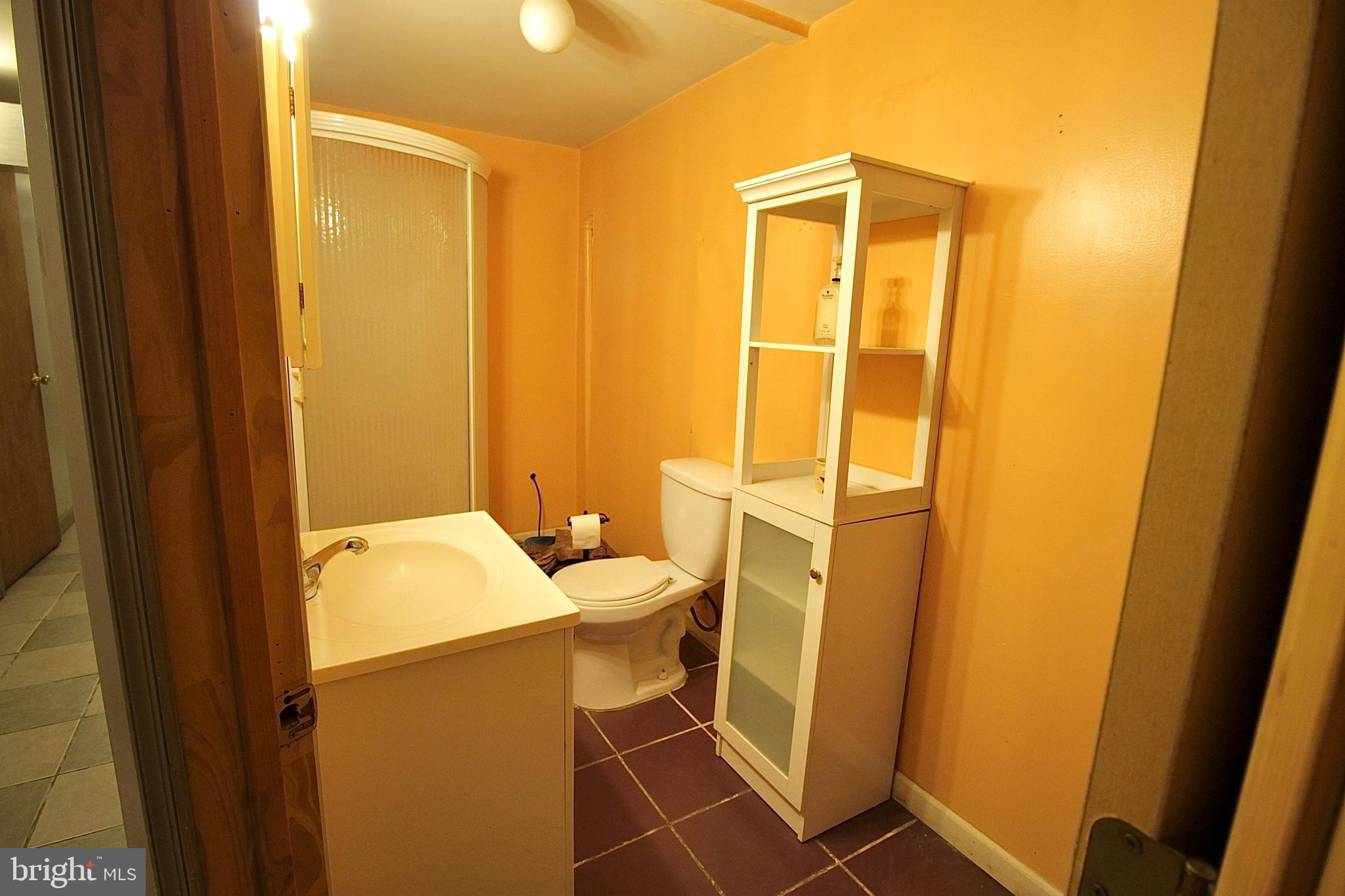 560 Fairfax Road York, PA 17404 - Photo 22 of 26 bathroom basement