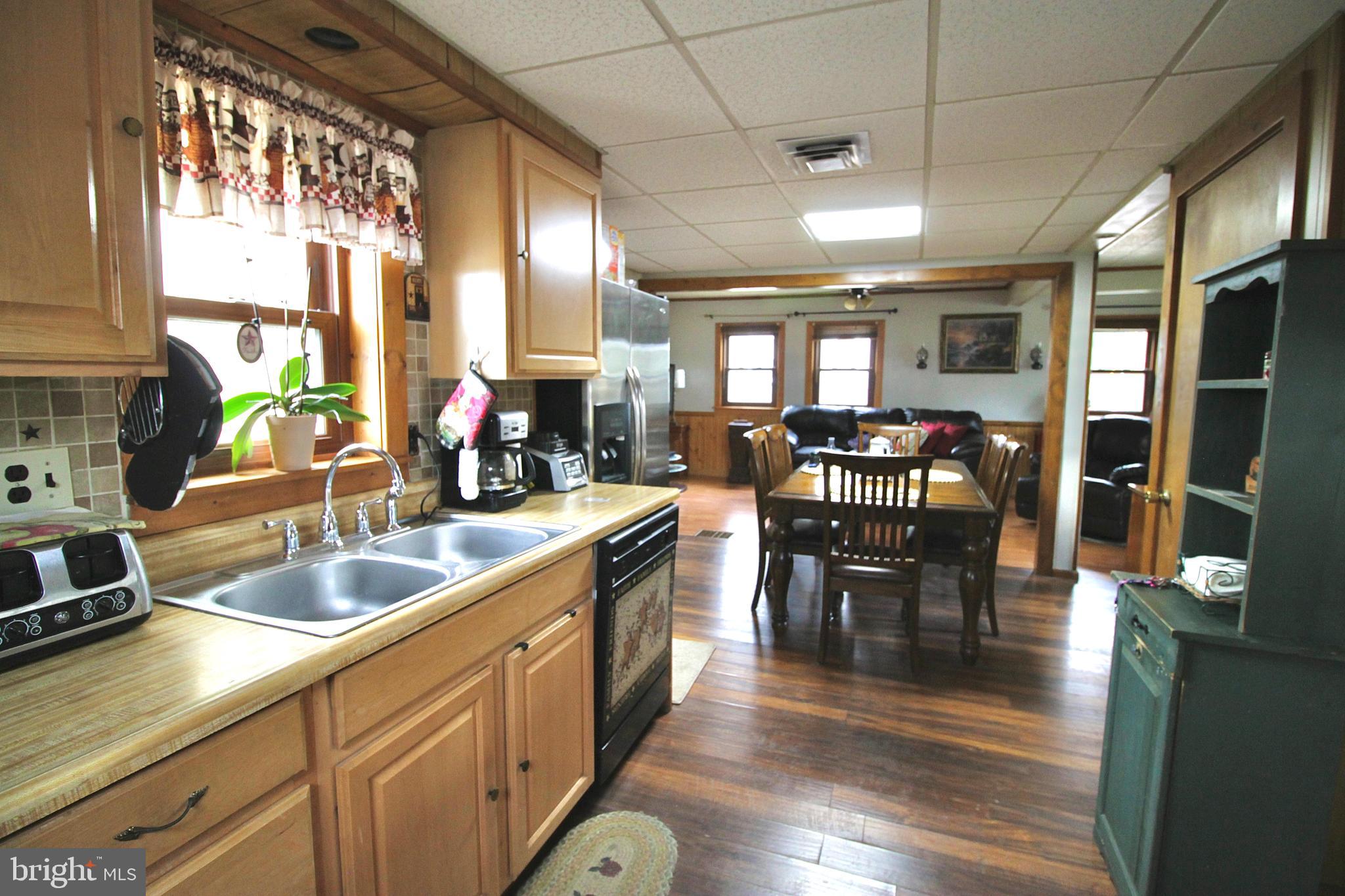 560 Fairfax Road York, PA 17404 - Photo 5 of 26 Gallery Image 5