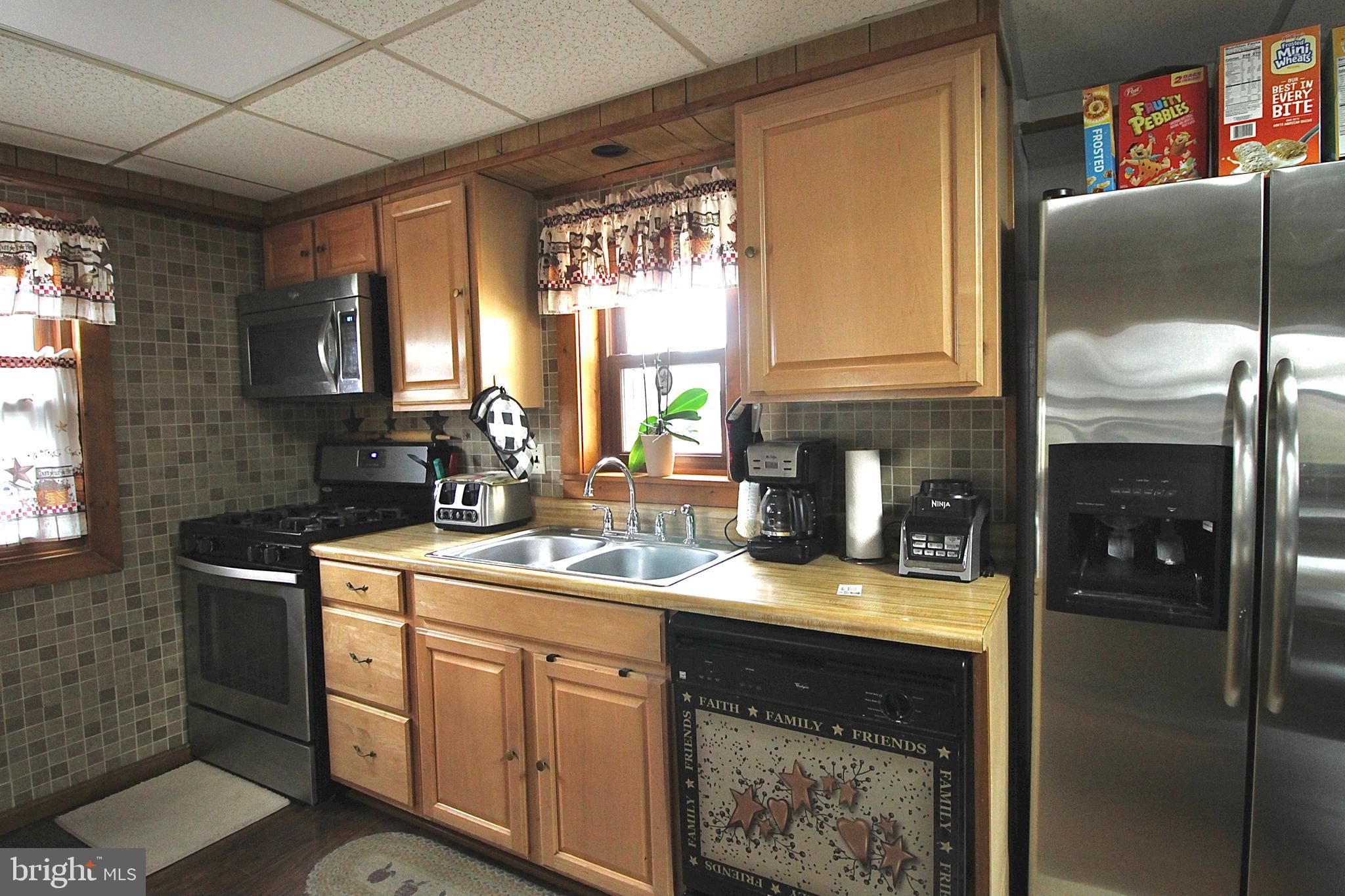 560 Fairfax Road York, PA 17404 - Photo 7 of 26 Gallery Image 7