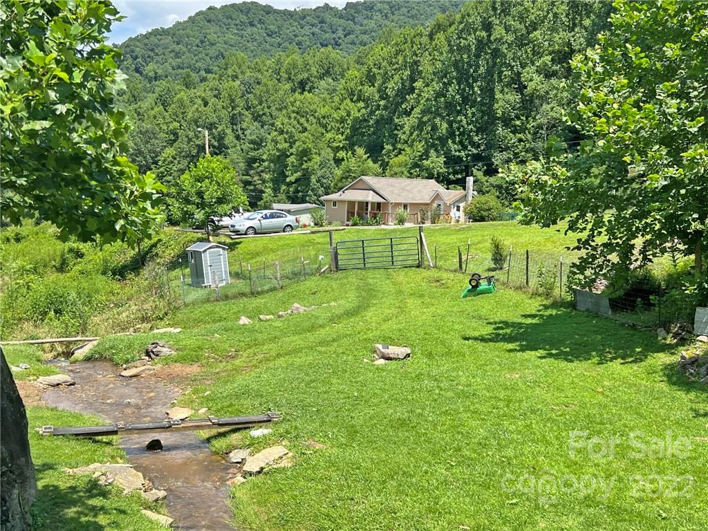 809 Baltimore Branch Road Hot Springs, NC 28743 - Photo 1 of 48 Gallery Image 1
