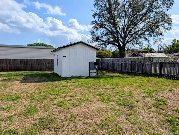 $173,000 | 9300 Southeast 140th Place, Summerfield, FL 34491