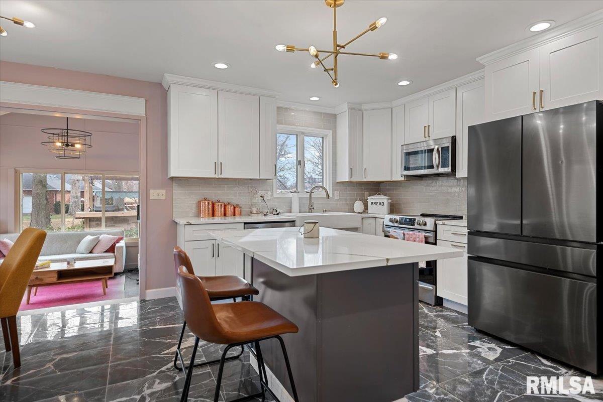 2314 Northshire Road Taylorville, IL 62568 - Photo 20 of 62