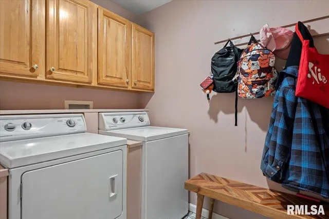 $449,900 | 2314 Northshire Road, Taylorville, IL 62568