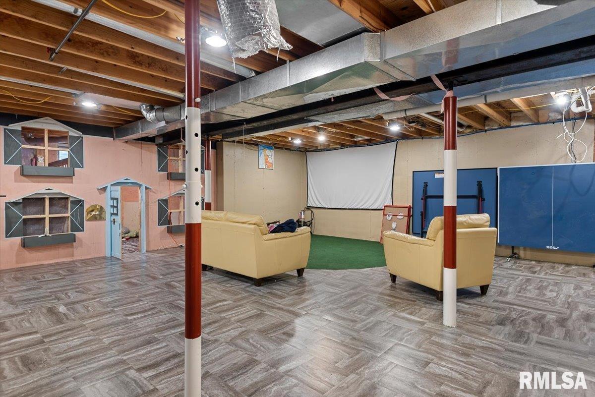 2314 Northshire Road Taylorville, IL 62568 - Photo 41 of 62