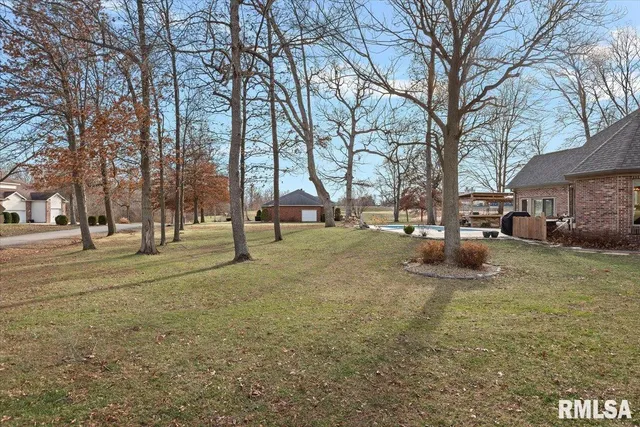 $449,900 | 2314 Northshire Road, Taylorville, IL 62568